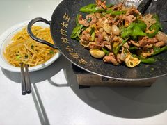 -费大厨辣椒炒肉(高铁吾悦广场店)