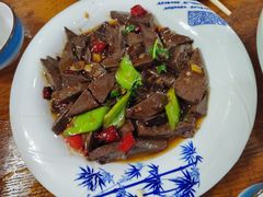-鲁西南老厨子·特色鲁菜(经一纬五店)