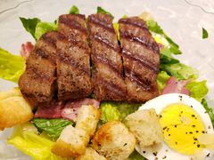 炙烤西冷牛排沙拉-必胜客(远大路店)