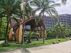 -三亚湾海居铂尔曼度假酒店