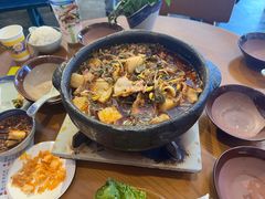 -包整·丝娃娃(一览甲秀楼风景店)