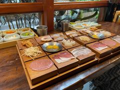 -银米·云南传统过桥米线(双廊黑金冠店)