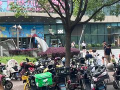 -百联川沙购物中心