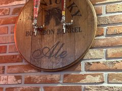 -BHC炸鸡(明洞总店)