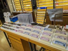 -优医视平价眼镜蔡司依视路折扣工厂店(德胜门店)