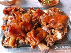 -王万妈卤猪脚(青岩交通路)