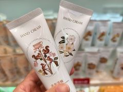 -名创优品(广东省广州琶洲保利广场店)