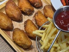 -叶派龙虾•招牌香辣蟹·海鲜(中海国际店)