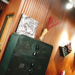 -Hair Co.一间沙龙