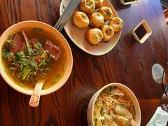 牛肉粉丝汤-哑巴生煎(临顿路店)