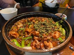 钱塘石锅蛙-老头儿油爆虾·1987杭州烟火味(湖滨银泰in77D区店)