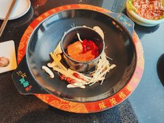 -三江两海老火锅(北京首店)