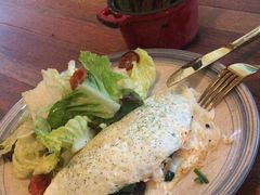 脆皮鸡扒配焦糖香橙拌蔬菜千层面-ATLAS COFFEE(雅居乐中心店)