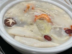 -三人行骨头王火锅(长寿店)