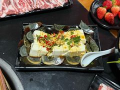 -果松木炭酸菜铜火锅·外婆参鸡汤