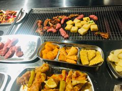 -马路牙子地桌烤肉(工体店)