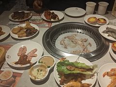 -汉金城海鲜烤肉自助百汇(威海威高广场店)