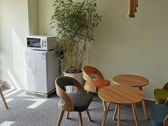 -两知·自习室(三峡广场总店)