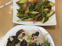 -花儿穆萨·烤肉餐厅(石马坪店)