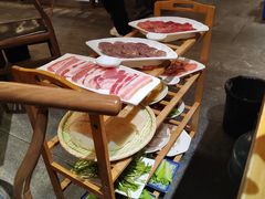 -有一锅·野生菌黑山羊腊排骨火锅(古城北门店)
