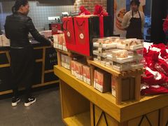 -皇冠幸福里动物奶油生日蛋糕(石桥店)