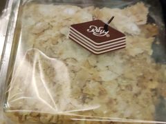 -巴黎春天-停车场(成山店)