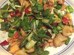 -云海肴·汽锅鸡·云南代表菜(天山百盛优客店)