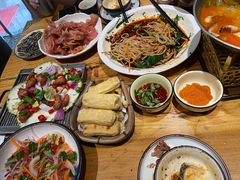 -老滇山寨•云南特色菜•地方菜•民族风情歌舞表演(金碧店)