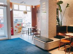 -德克士(亚中商城店)