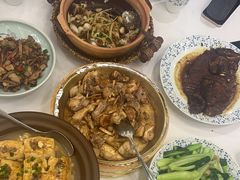 -围龙屋客家食府(福田店)