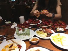 -四海一家自助餐(益田假日广场店)