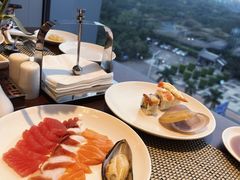 -南湖名都·景湖轩全日制餐厅·海鲜自助·东南亚风味·临湖而食