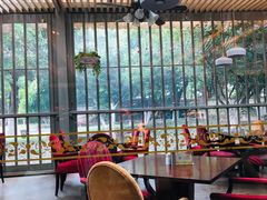 -君来湖滨饭店·玫瑰园