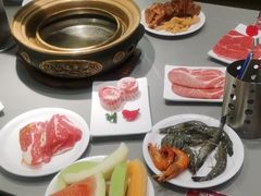 -山焱·炭火自助烤肉(周浦万达店)