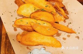 Fried Potato Wedges with Truffle Aioli