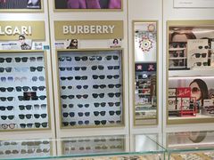 -美式眼镜·授权蔡司.依视路.尼康.豪雅.明月(人民广场店)