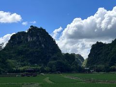 -高荡千年布依古寨旅游景区