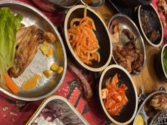 -青瓦炭韩潮烤肉(花园道店)