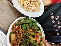 -溢心园香河肉饼总店