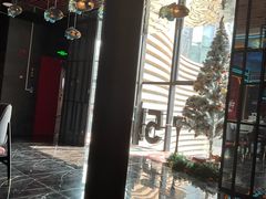 -屋有岛沉浸游戏旗舰店(中山公园店)