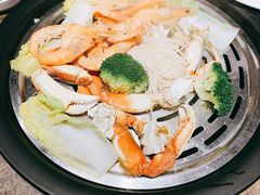 -日进一片海.生腌海鲜火锅.宵夜烧烤(三里屯总店)