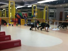 -能量学院少儿体能运动馆(公园1872店)