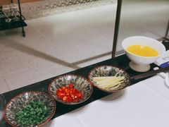 -红鼎豆捞·非遗鲍皇汤火锅(宝丰路店)