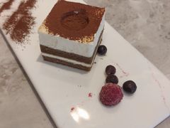 -必胜客(松雷店)
