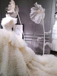 点击看大图 -Lafine Paris 法国兰斐婚纱礼服
