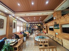 -三锅莊·牦牛肉火锅·香格里拉特色藏餐宴请餐厅(菱角塘路店)