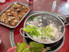 -香猪美食(洛香店)