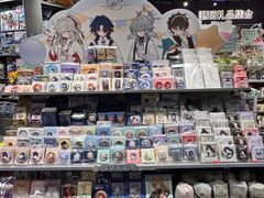 -潮品挚尚(五角场苏宁易购店)