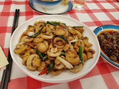 -洪霞餐馆·川菜·鲜货现炒(两江春城店)