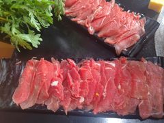 -果松木炭酸菜铜火锅·外婆参鸡汤